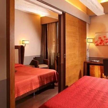 Szálloda Condotti Palace Róma