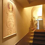 Condotti Palace Roma