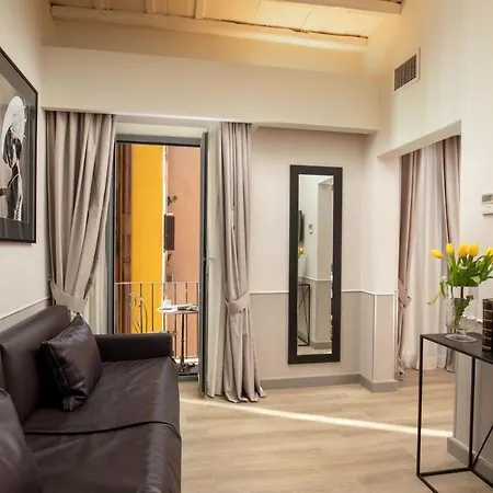 Condotti Palace Rome