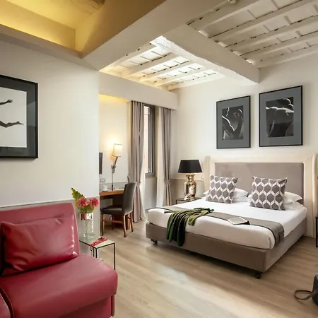 Hotel Condotti Palace