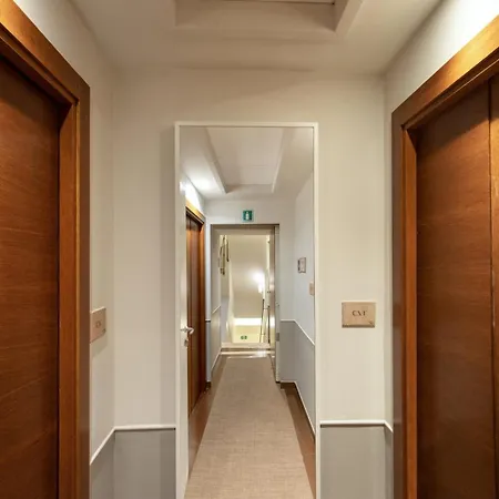 Hotell Condotti Palace 4*