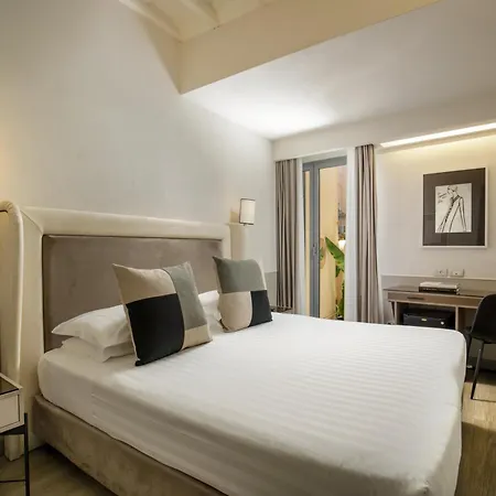 Condotti Palace Hotel 4*