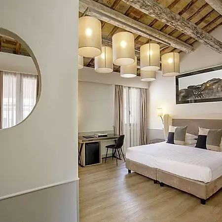 Hotel Condotti Palace Rome
