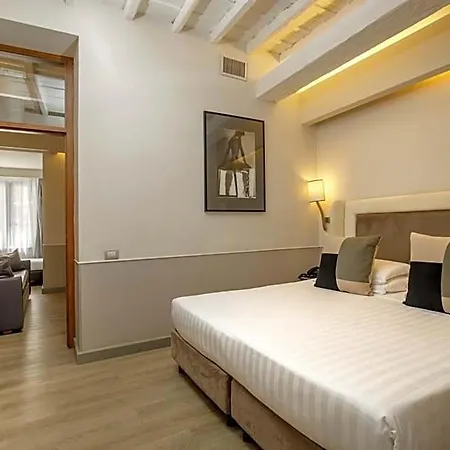 Condotti Palace Hotel 4*