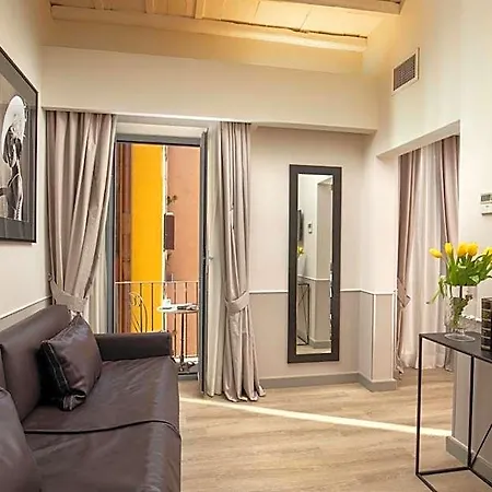 Hotel Condotti Palace 4*