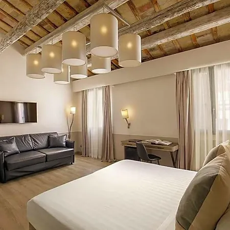 Condotti Palace