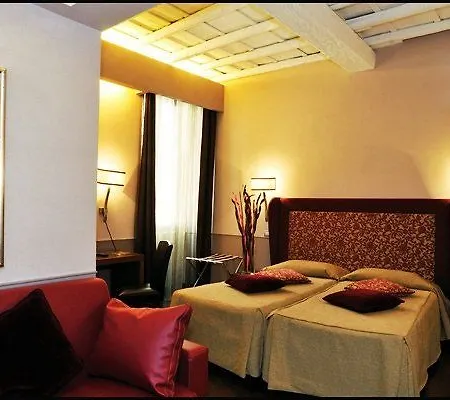 Condotti Palace Hotel