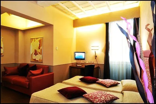 Hotel Condotti Palace Rzym