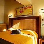 Condotti Palace 4*