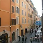 Condotti Palace Hotell