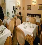 コンドッティ パレス 4*